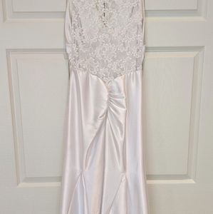 Jessica McClintock white gown